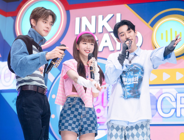 TXT 人気歌謡 MC トレカ ヨンジュン TXT MC 人気歌謡 事前収録 サノクヨンジュン トレカ⑤ - メルカリ