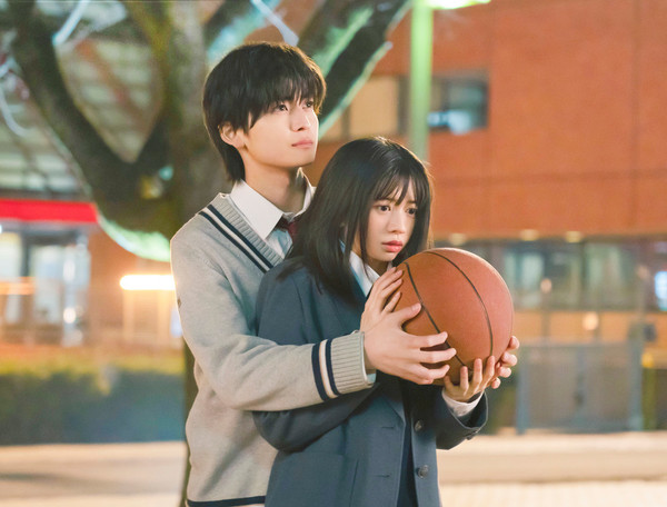 [시사회리뷰] 일본 ‘얼굴 천재’라고 불리는 남자 배우의 첫사랑 영화